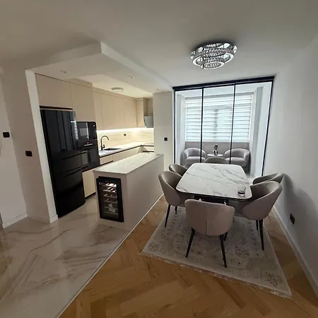 Apartamento Oaza Mira C2 *